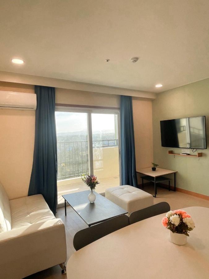 On Hotel Friendship Angeles Exterior foto
